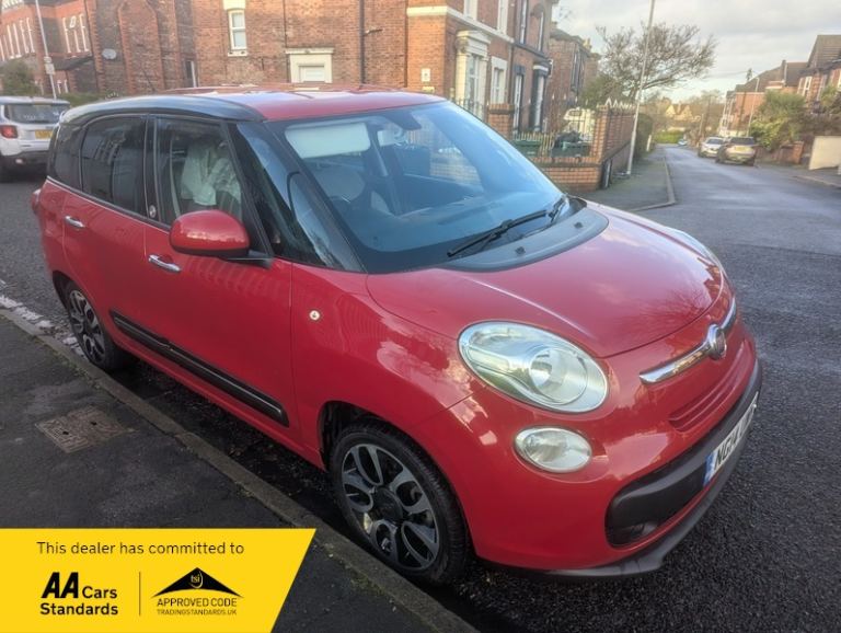 Fiat 500L 0.9 TWINAIR POP STAR 7 SEATER