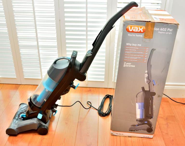Vax Action 602 Pet bagless upright vacuum cleaner + accessories, only used once