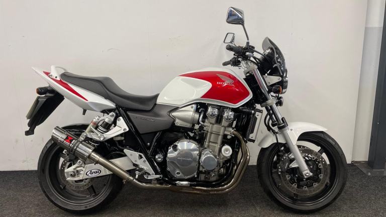 HONDA CB1300 ** LOVELY CONDITON - LOW MILES - WARRANTY **