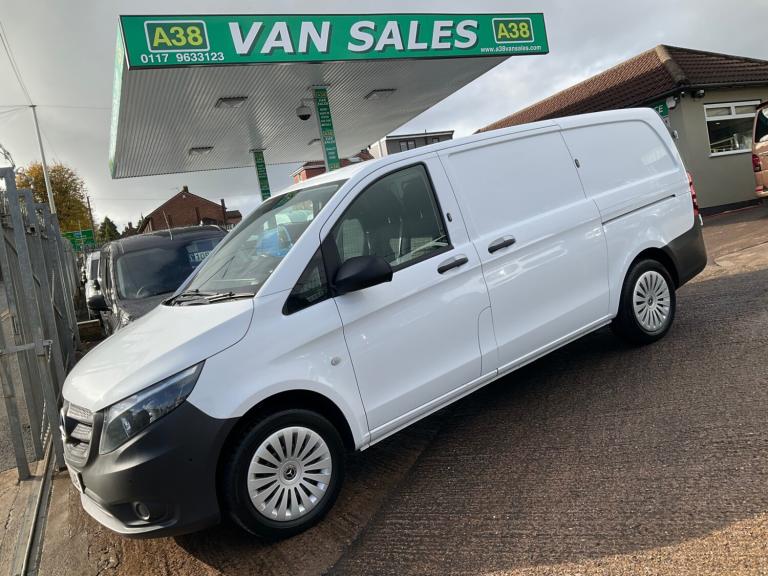 2019 Mercedes-Benz Vito 114 CDI PURE AUTOMATIC 7G-TRONIC RWD PANEL VAN EURO 6 PANEL VAN Diesel Au...