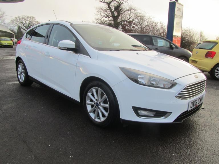 FORD FOCUS 1.0 T EcoBoost Titanium 2016