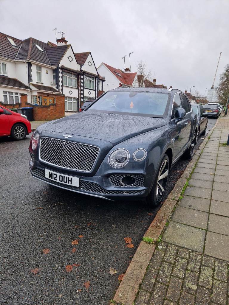 Bentley Bentayga W12 First Edition