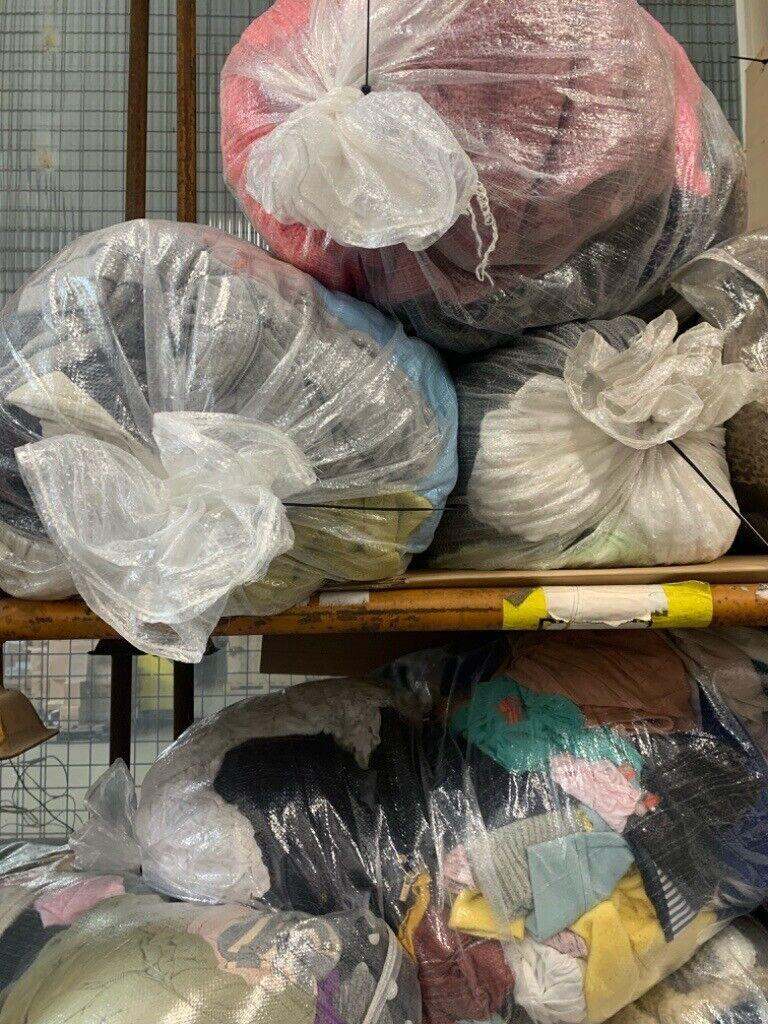 SECOND HAND CLOTHES PARCELS Ladies, Mens Kids From£1 Kilo Delivery available 