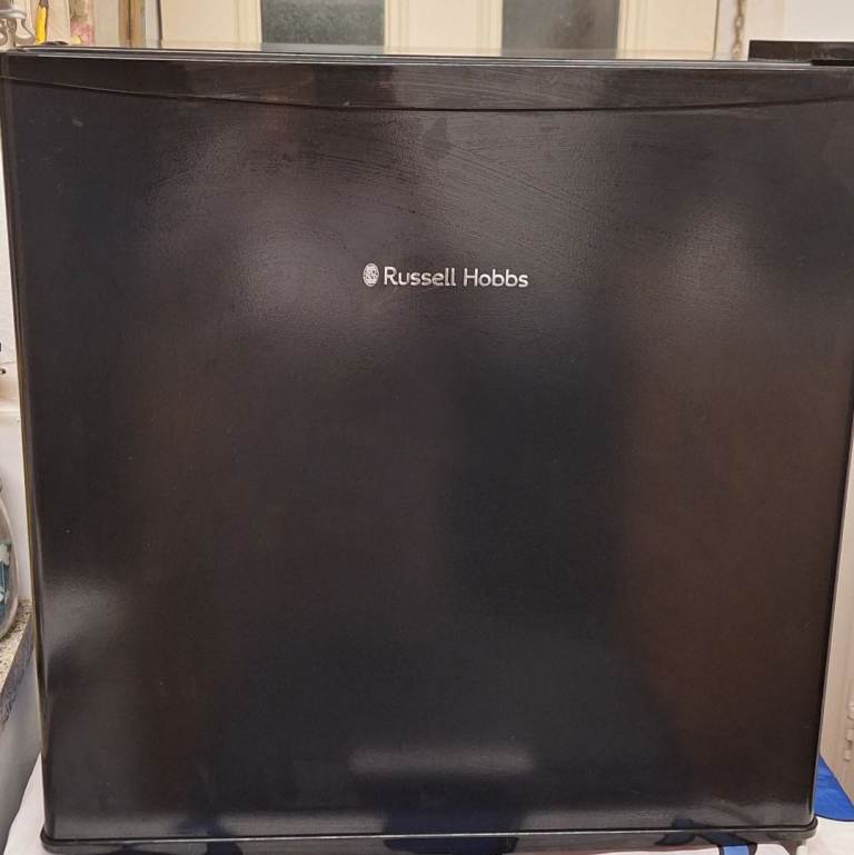 Russell Hobbs RHTTFZ1B Mini Freezer – As Good As New