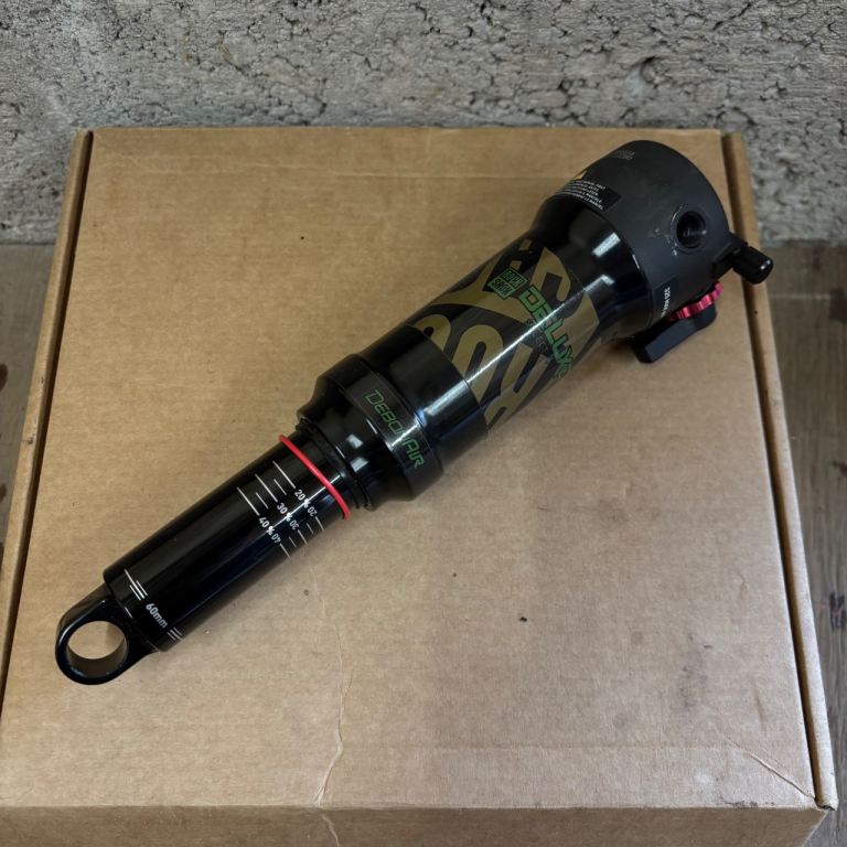 Rock shox deluxe select+ 
