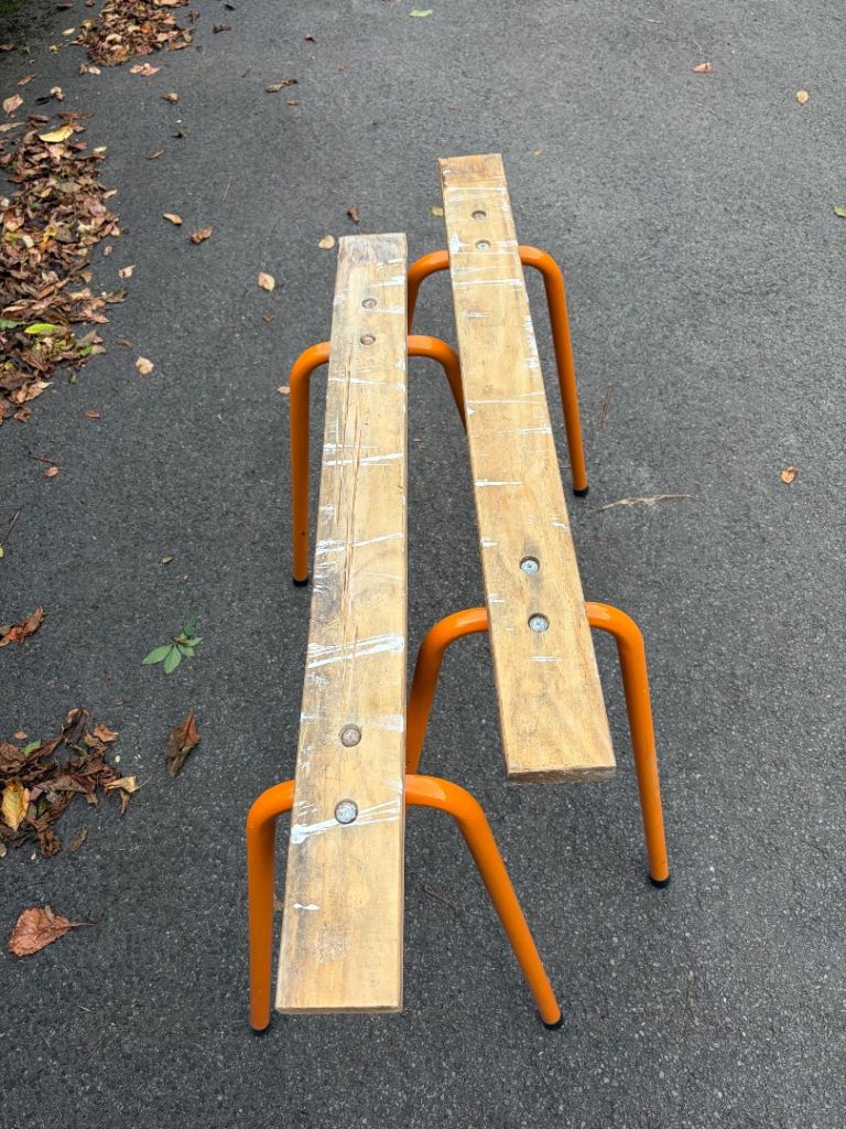 2 woodworking trestles