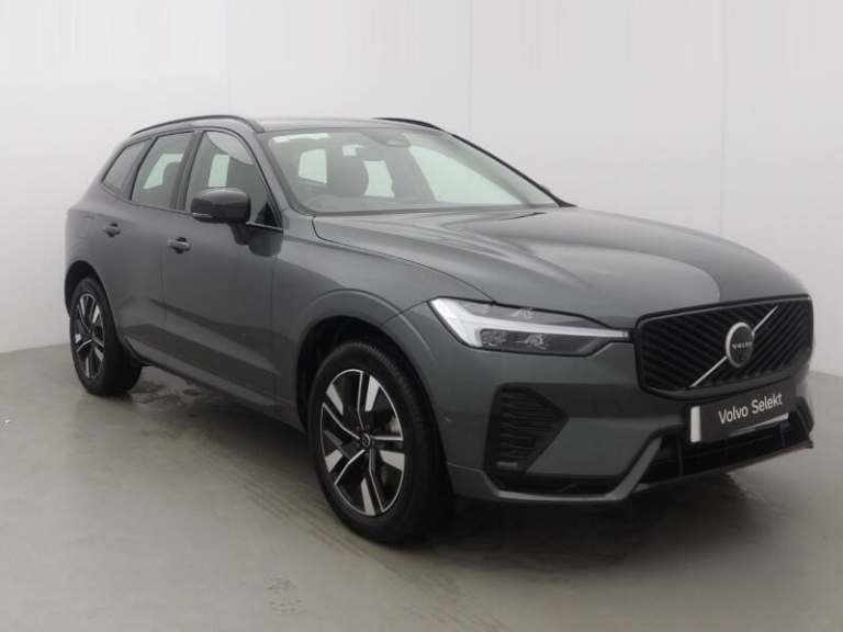 VOLVO XC60 2.0 B5P Plus Dark 5dr AWD Geartronic