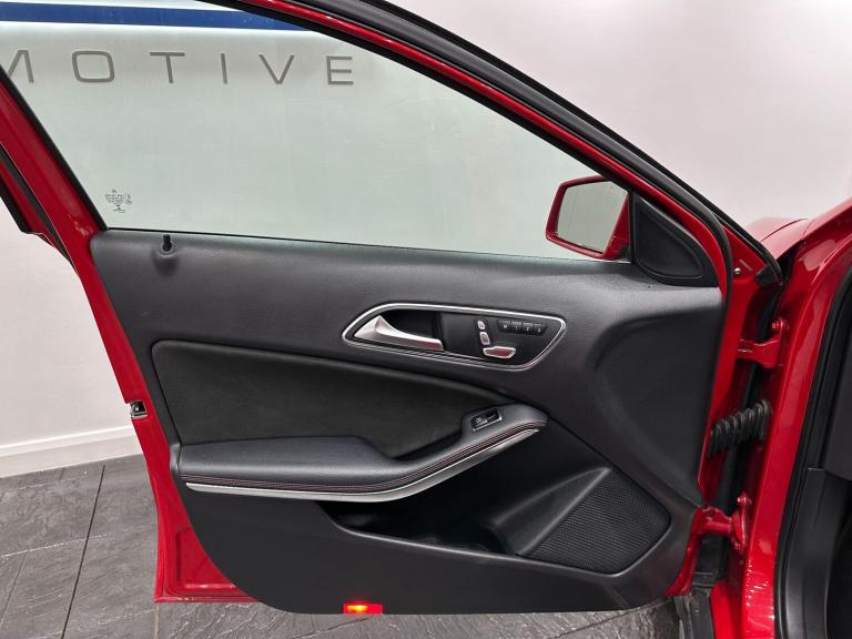 2017 Mercedes-Benz GLA GLA 200d AMG Line Premium Plus 5dr ESTATE DIESEL Manual