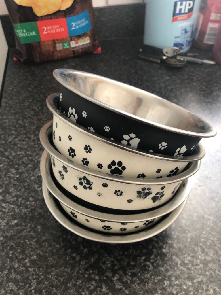 Pet bowls , metal 