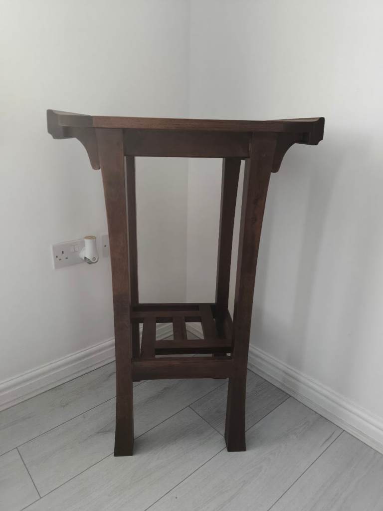 Side table console table