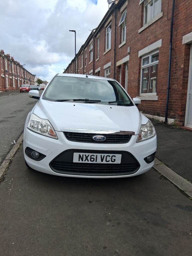 Ford, FOCUS, Hatchback, 2011, Manual, 1560 (cc), 5 doors