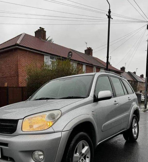 54 reg Toyota rav4 ulez free petrol manual air conditioning 