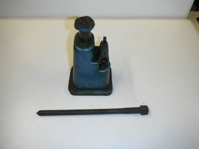 VINTAGE 1.5-TON HEAVY DUTY HYDRAULIC LIFTING RAM BOTTLE JACK