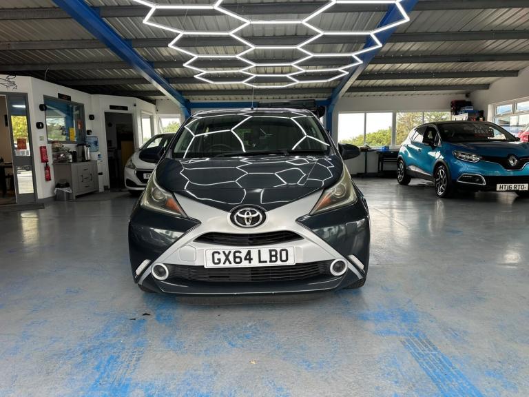 TOYOTA AYGO 1.0 VVT-i x-play 2014