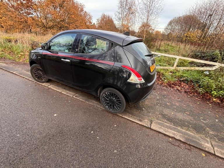 2013 Chrysler, YPSILON, Hatchback, 5 DOOR