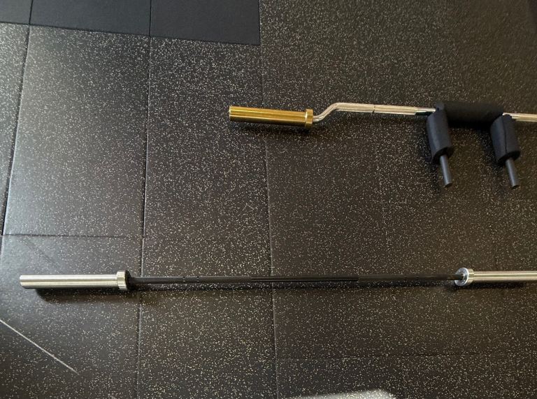 Wolverson Olympic Bar - 15kg, Good Condition
