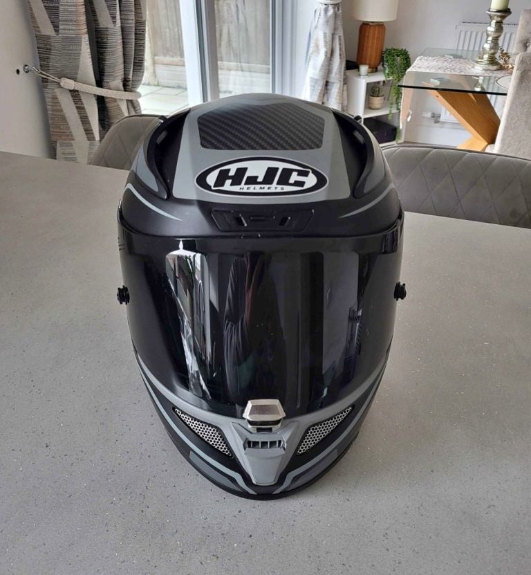 HJC RPHA 11 Saravo Motorcycle Helmet – Medium – 3 Visors – Excellent Condition