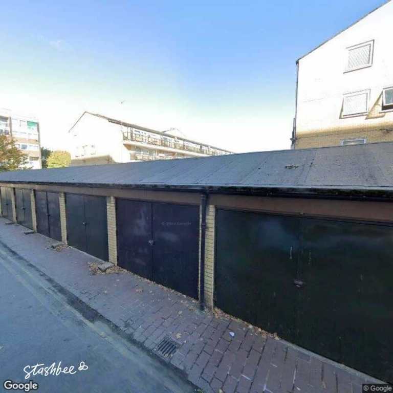 Garage to rent in London (SE15) | Stashbee