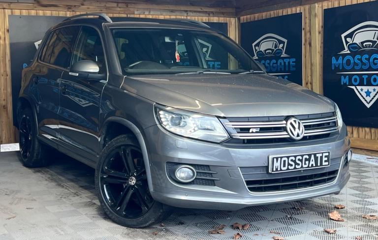 2014 Volkswagen Tiguan 2.0 TDI BlueMotion Tech R-Line DSG 4WD Euro 5 (s/s) 5dr ESTATE Diesel Auto...