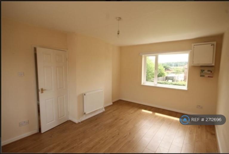 3 bedroom house in Poulter Street, Langwith, Mansfield, NG20 (3 bed) (#2712696)