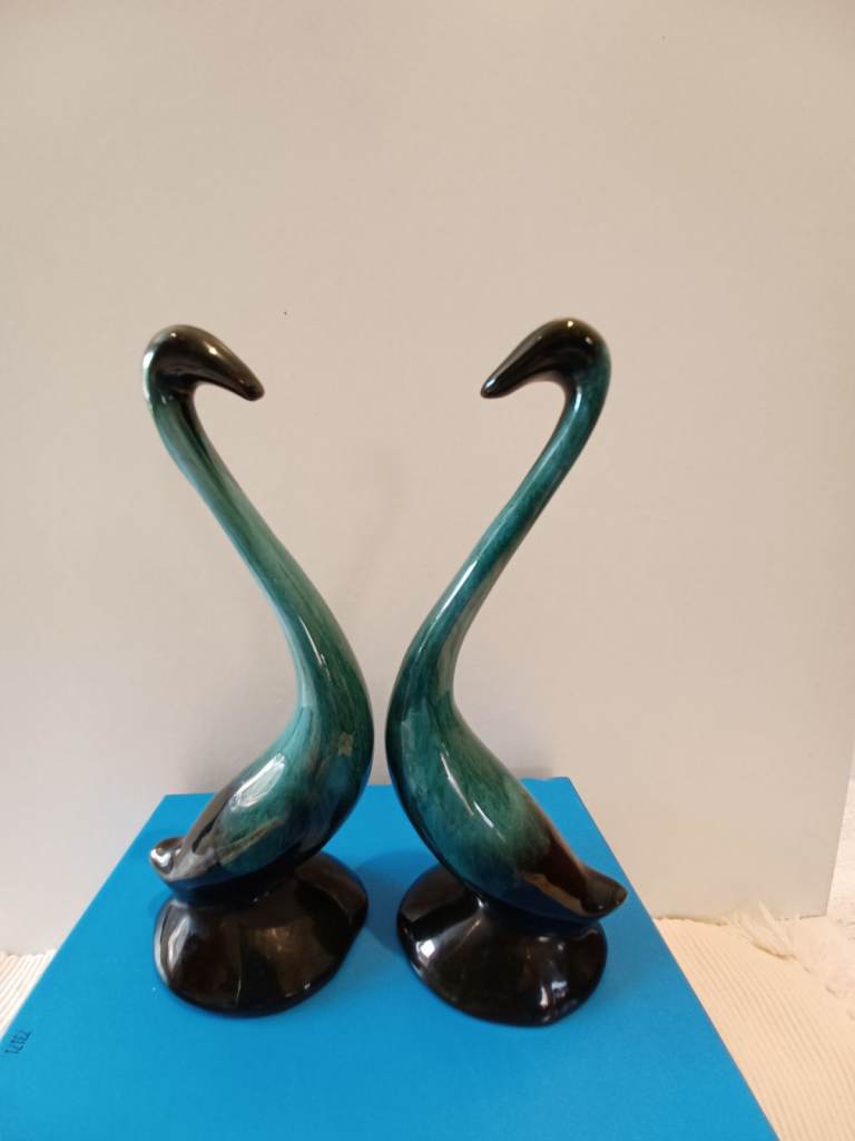 2 Glass bird ornaments