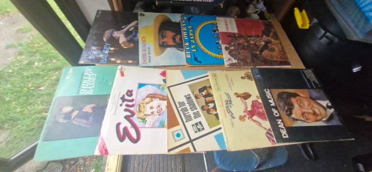 Job lot collection of records