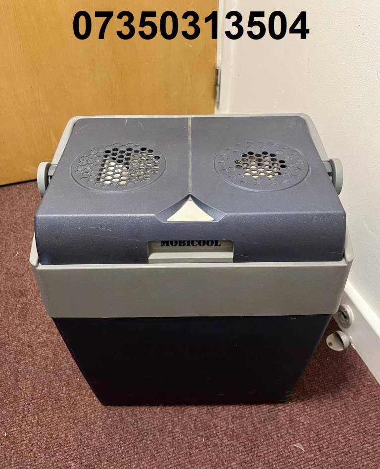 image for MOBICOOL 29L Electric Coolbox with Dual Plugs(12V & 220/240V) for Vehicles or Home