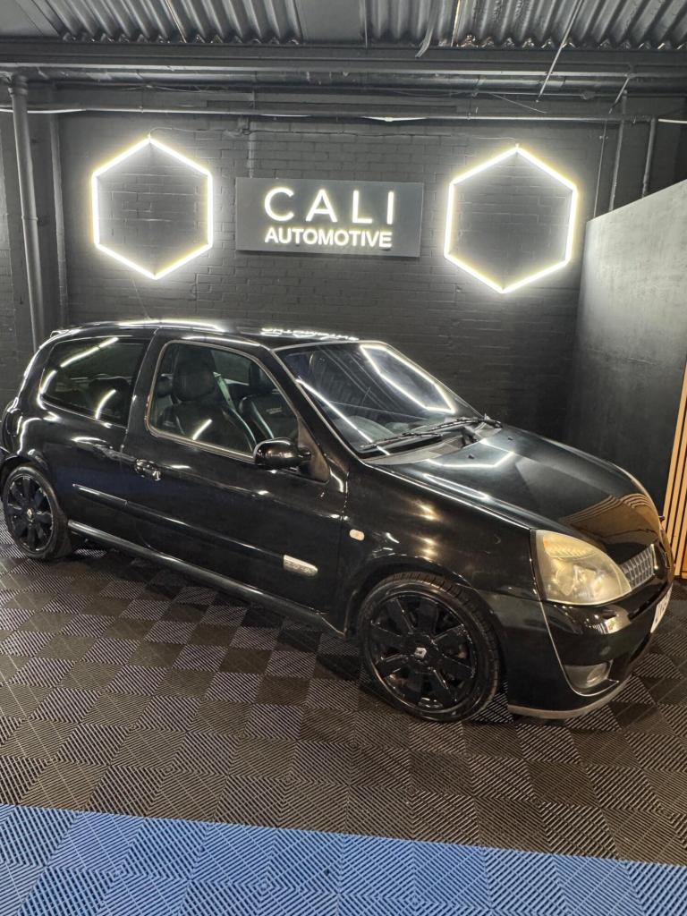 2005 Renault Clio 2.0 16V Renaultsport 182 3dr HATCHBACK PETROL Manual