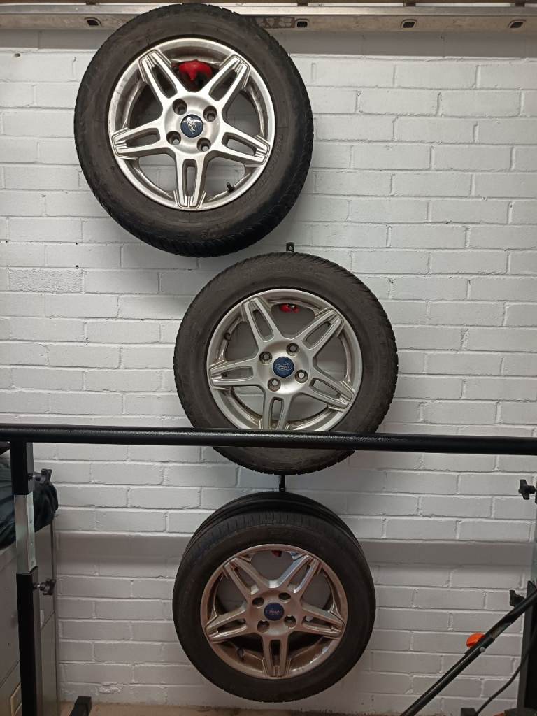 Wheels with tyres MAKE A REASONABLE OFFER 