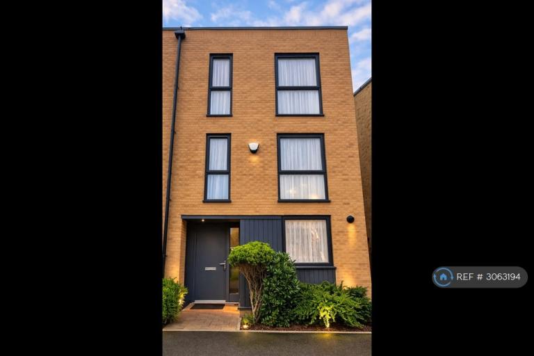 3 bedroom house in Ager Avenue, Dagenham, RM8 (3 bed) (#3063194)