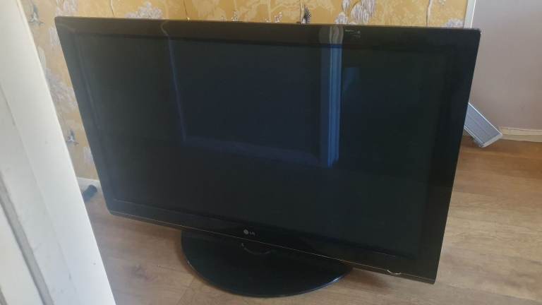 50" LG TV 