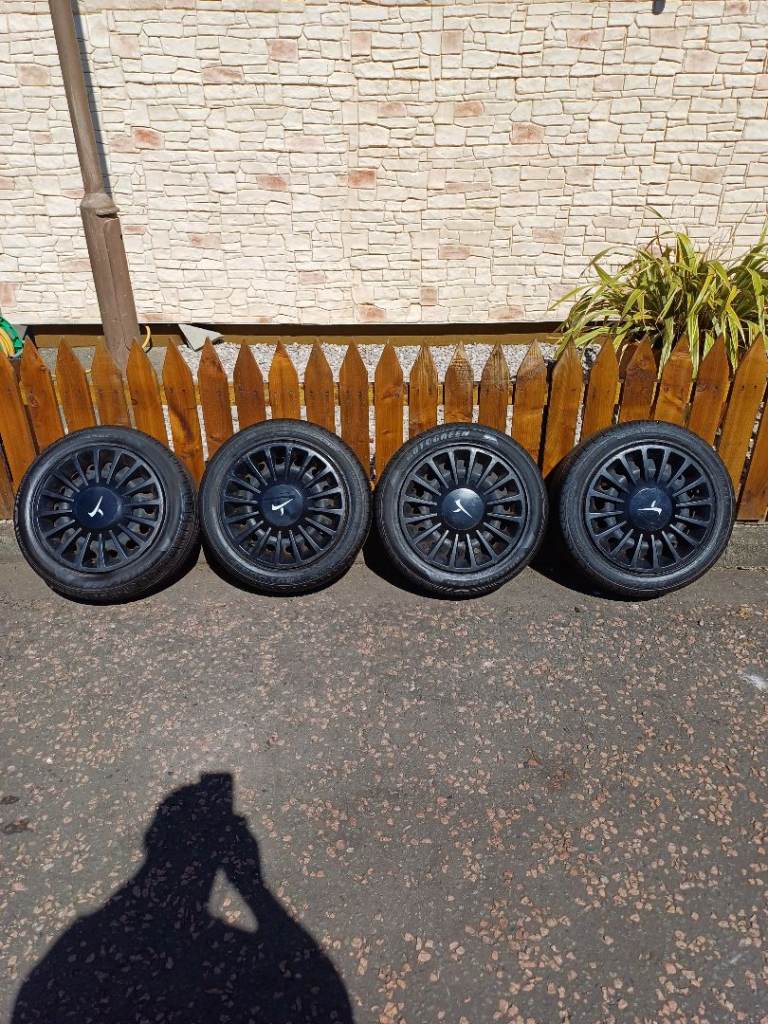 Tyres for Chrysler Ypsilon 1.4 l 2015 