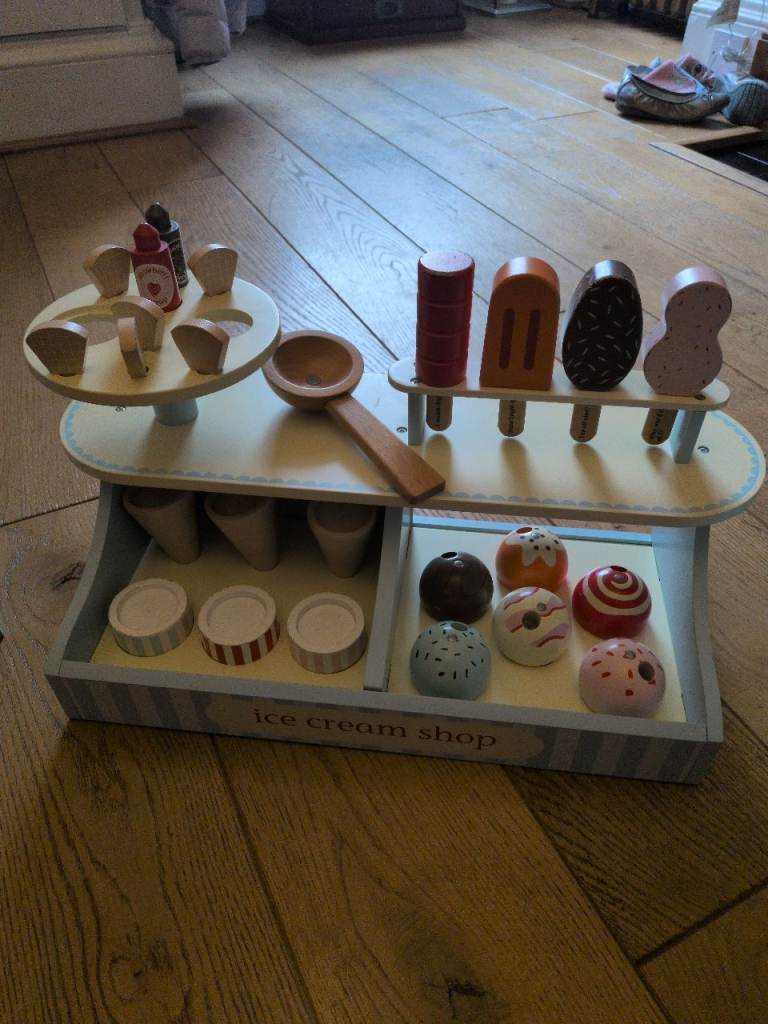 Great Little Trading Company Cafe, Ice Cream Shop and fish and chip shop