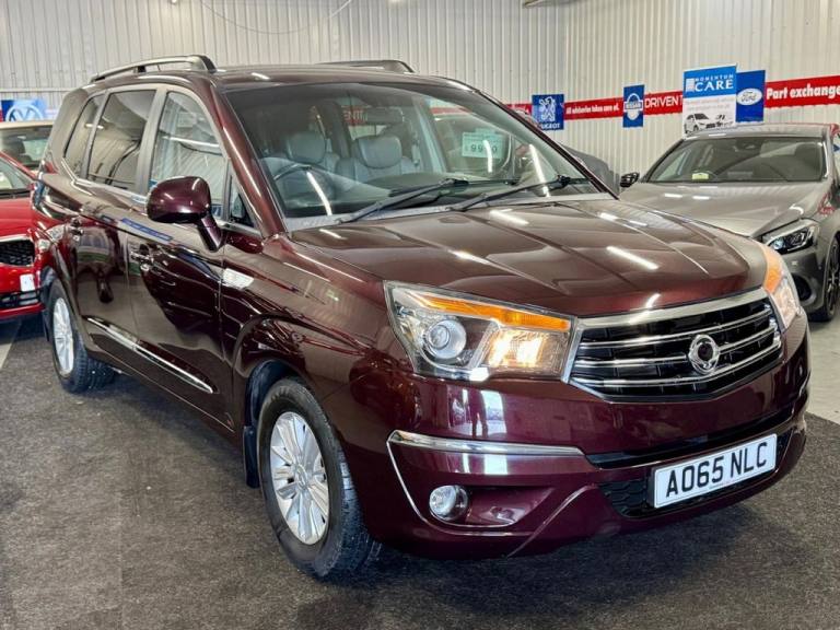 2015 Ssangyong Turismo 2.0 e-XDi ES MPV 5dr Diesel Manual Euro 5 (155 ps) MPV Diesel Manual