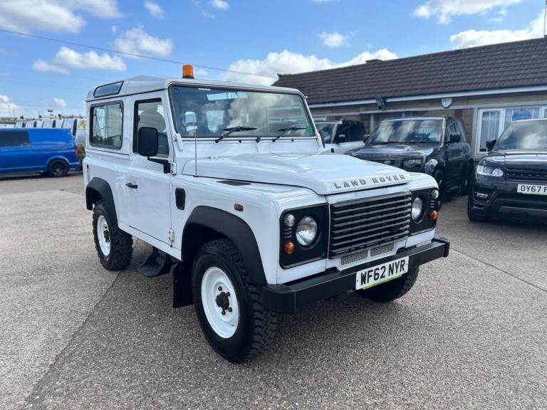 2012 62 Plate Land Rover Defender 90 2.2 TDCi 4WD SWB 3dr Clean Example**VAT Q**