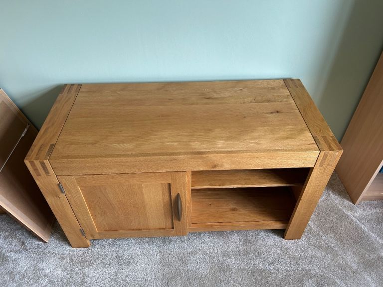 TV Unit - Solid Oak - Romsey