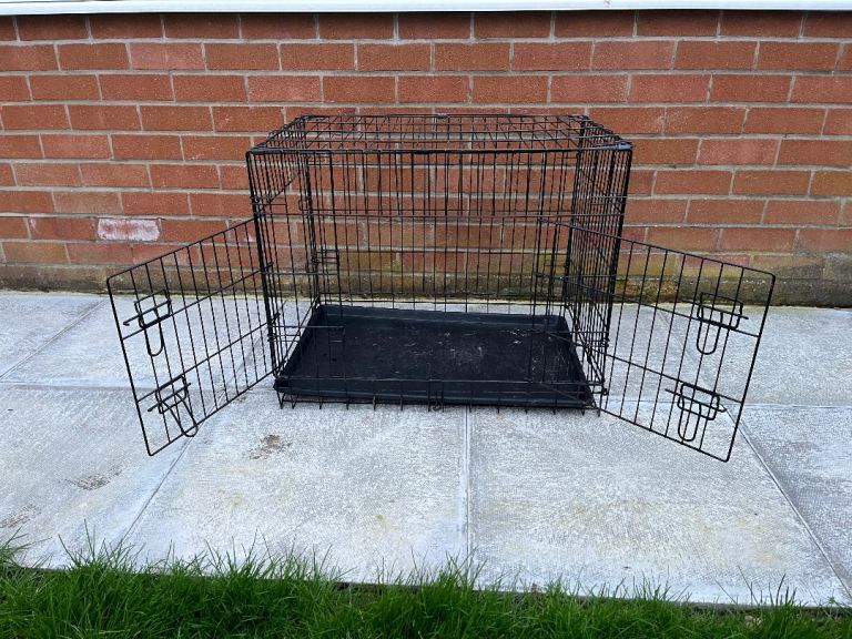 Dog crate 