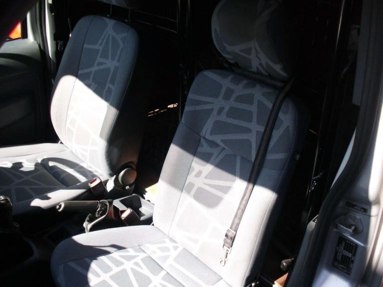 2013 Ford Transit Connect 1.8 TDCi T220 L1 H1 4dr DPF PANEL VAN Diesel Manual