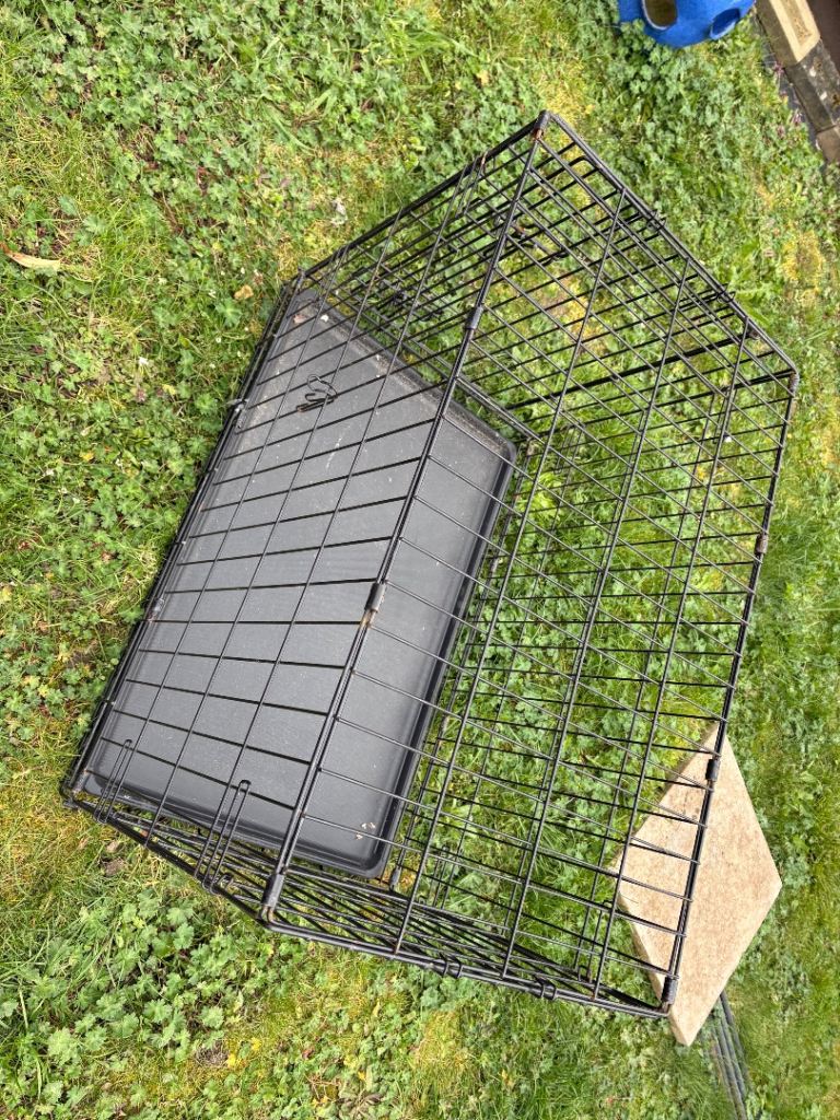 Dog crate