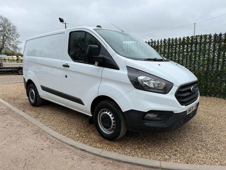 2020 Ford Transit Custom 300 2.0 EcoBlue Leader SWB PANEL VAN L1 - EURO 6 Panel Van Diesel Manual