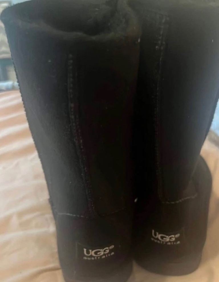 UGG Women’s Black Suede Mid-Calf Pull-On Flat Boots UK 6 Sheepskin Lined
