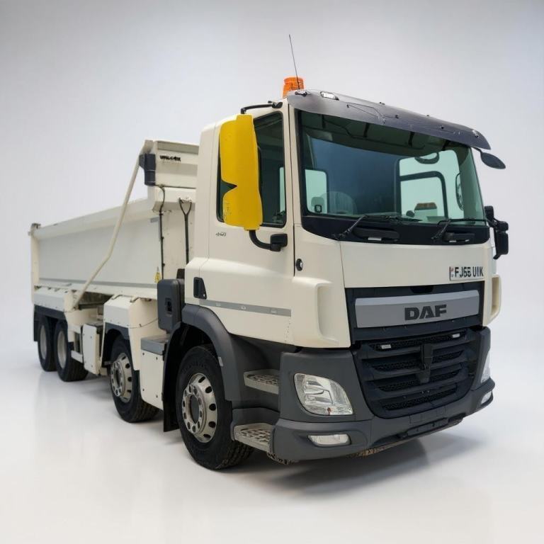 2016 DAF CF440 8x4 Tipper