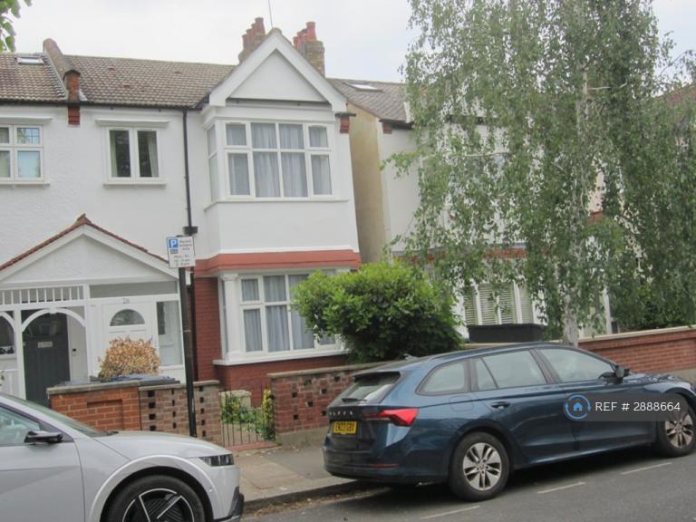3 bedroom house in Wyndham Road, London, W13 (3 bed) (#2888664)