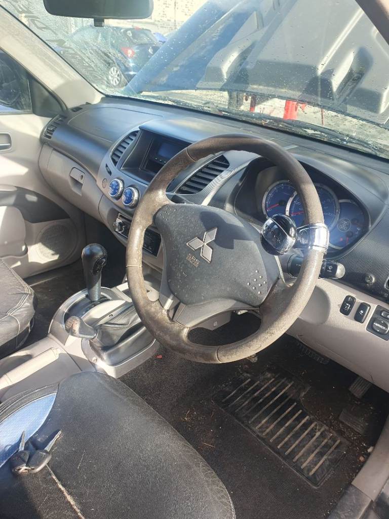 4x4 Mitsubishi, L200, Pick Up, 2006, Automatic, 2477 (cc)