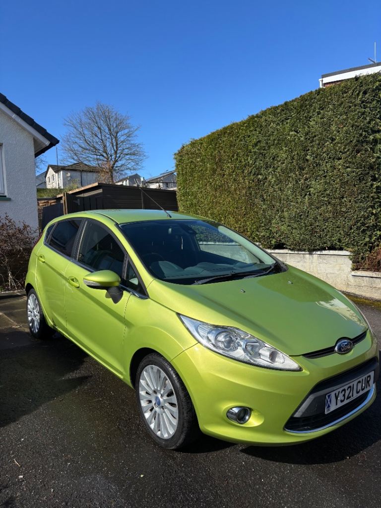 Ford Fiesta Titanium 2011 Manual 1.6 5dr Hatchback
