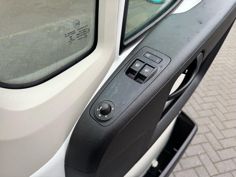 2019 Citroen Relay BlueHDi 35 Plus Luton Diesel Manual