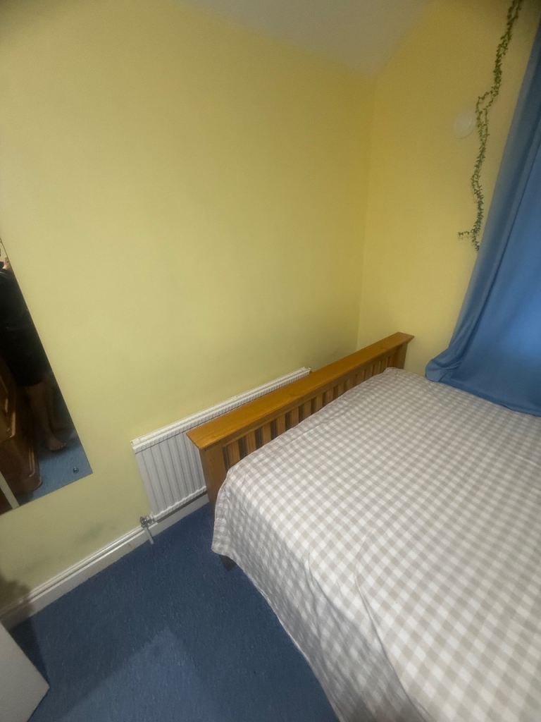 A single bedroom available for rent near SN1 3PH Swindon, includes all bills