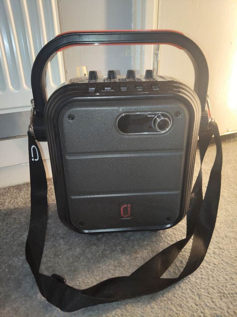 Brand new Bluetooth speaker with mic 