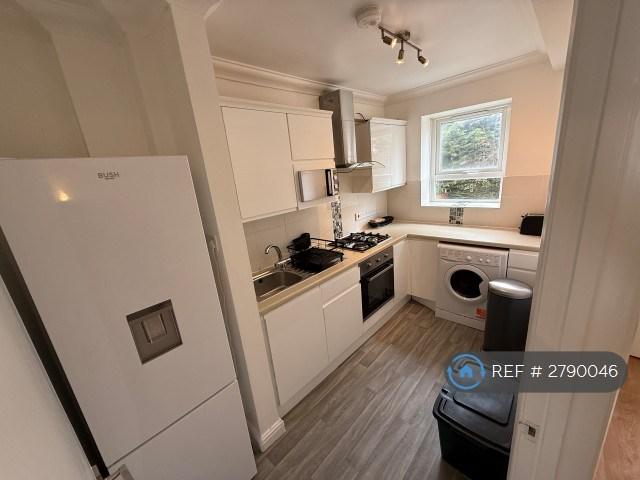 1 bedroom flat in Sherriff Road, London, NW6 (1 bed) (#2790046)