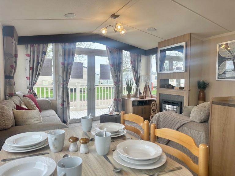 Static Caravans For Sale Suffolk Coast Norfolk Border 11.5 Month Usage Private Parking 
